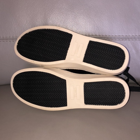 Women’s Toms Black Paxton Leather Shoes Booties size 8 - Picture 4 of 4